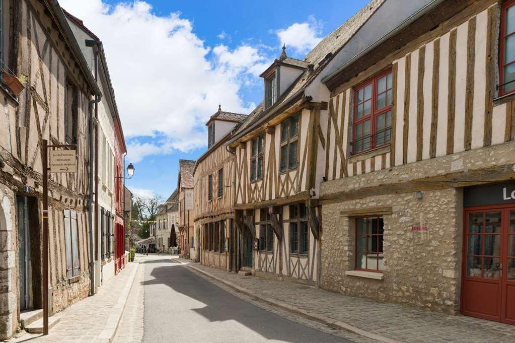 Ogaux Vieux Remparts Hotel Провен Екстериор снимка