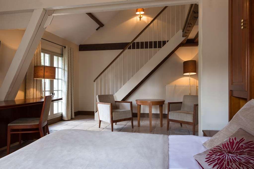 Ogaux Vieux Remparts Hotel Провен Стая снимка